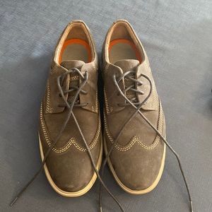 Men’s Clark’s Dress Shoes